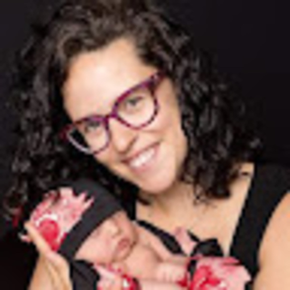 Meet your Posher, Vanessa - Picture 1 of 1